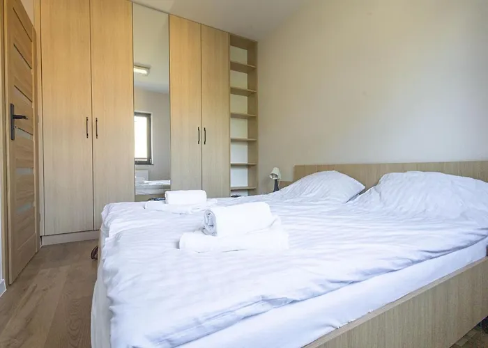 Apartman Brzeska 22 *